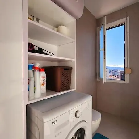 Apartment Rooftop @skanderbeg Square W/ 24h Check In *